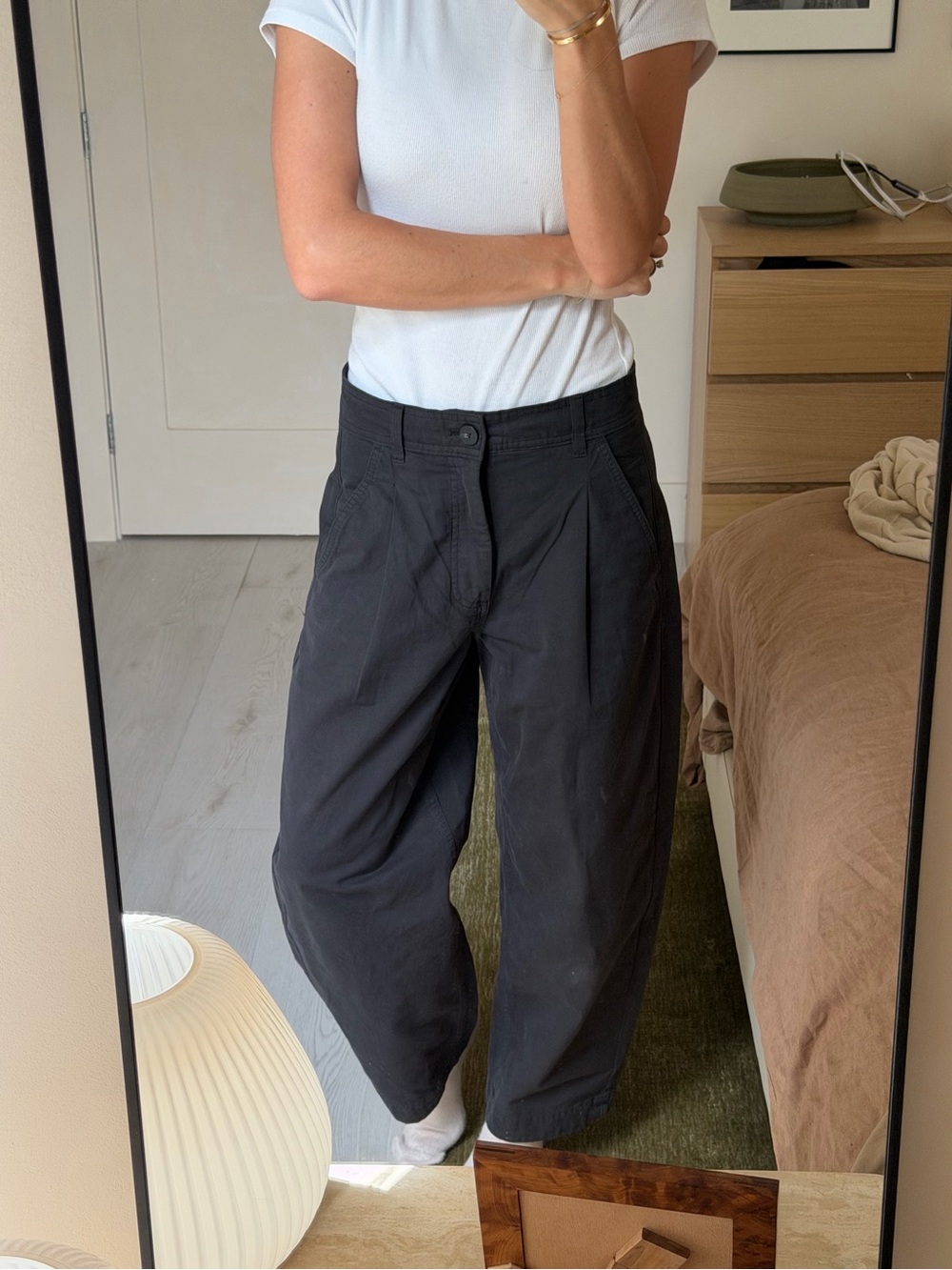 Everlane Black Relaxed Pleated Chinos